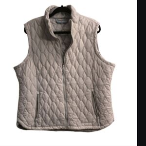 Free country quilted grey vest, size xxl